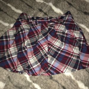ASO Lydia Martin plaid h&m skirt